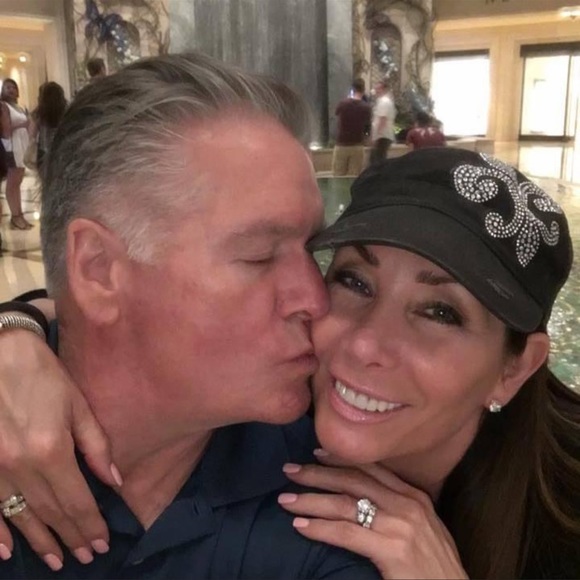 Meet your Posher, Lisa d - Picture 3 of 3